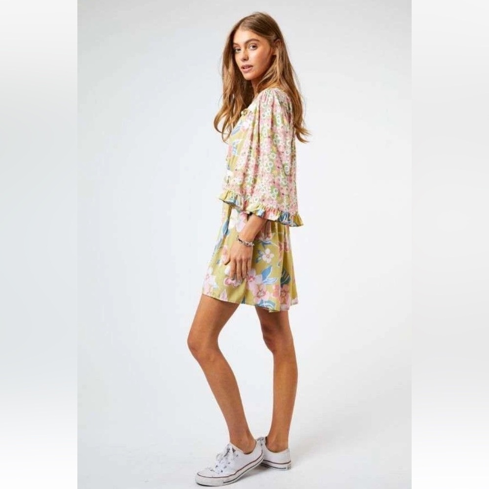🧨 24. NWT Davi & Dani Mixed Floral Print Romper with Crochet Accents - Picture 10 of 10